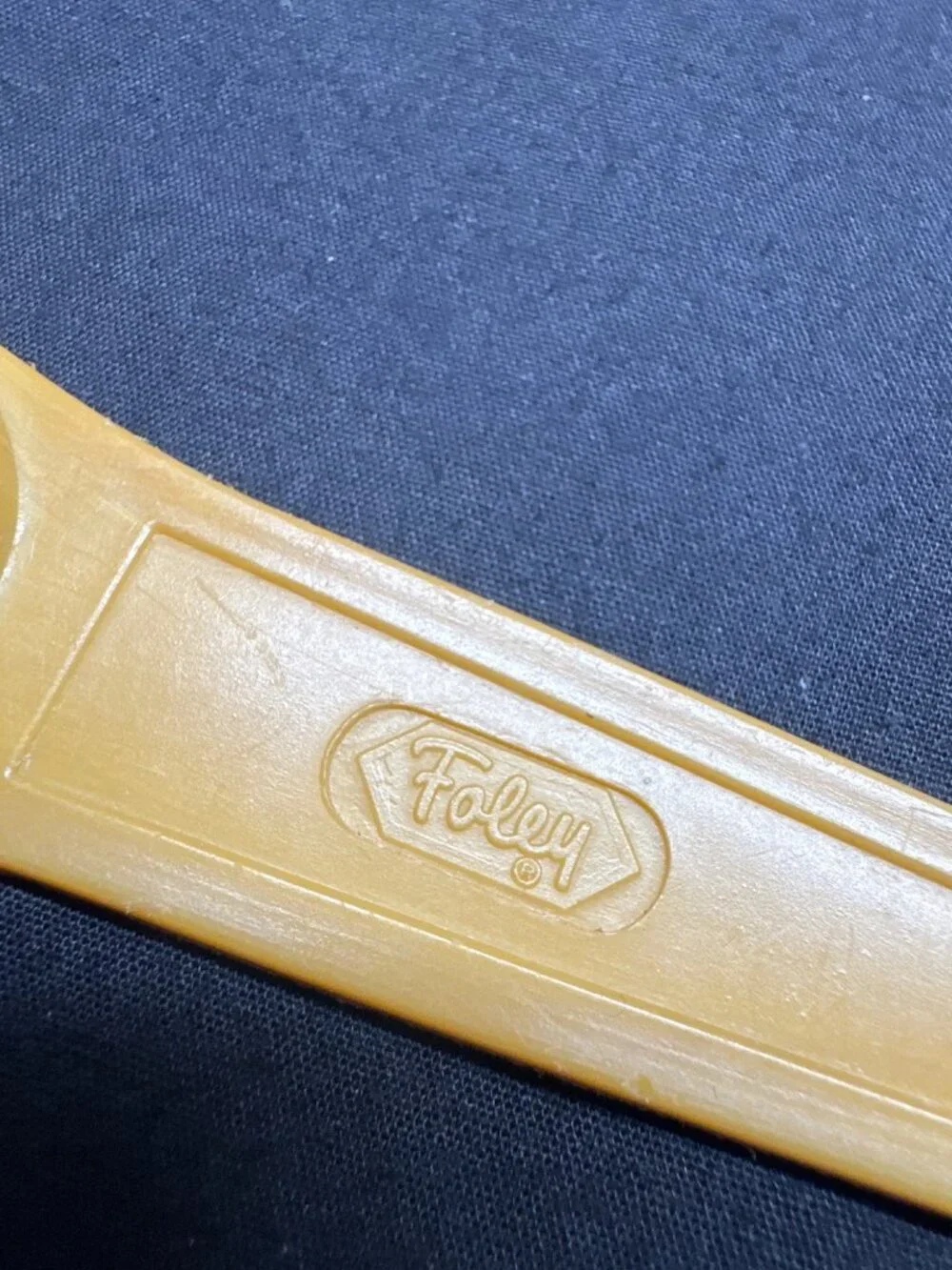 Vintage Foley Measuring Spoon Set 1 Tbsp To 1/8 Tsp Yellow Plastic Pre-Owned Inc
